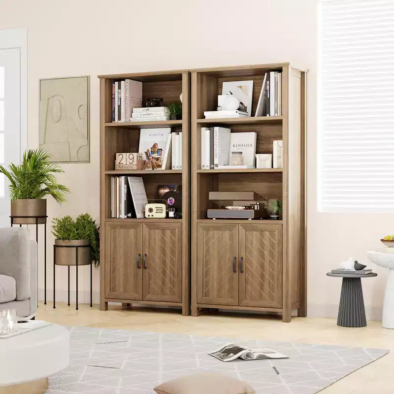Bibliothèque avec portes