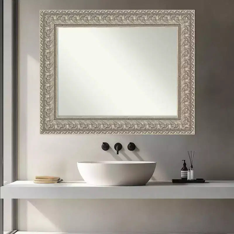 Miroir mural de courtoisie encadré d'argent