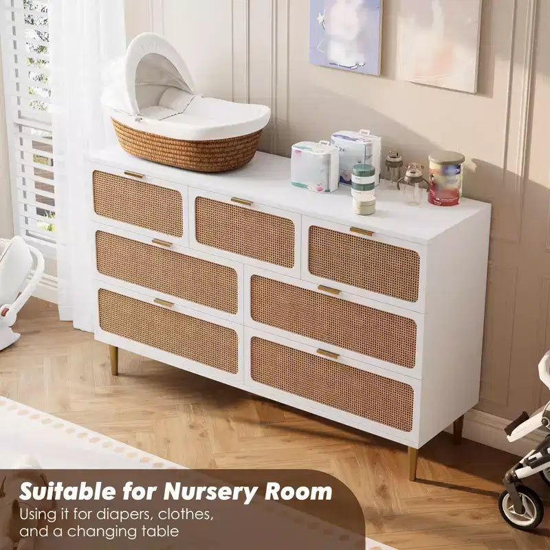 Commodes en rotin