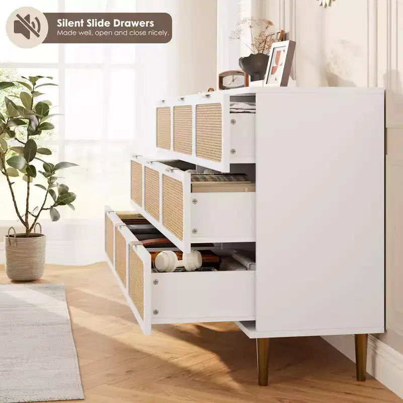 Commode à tiroirs en rotin